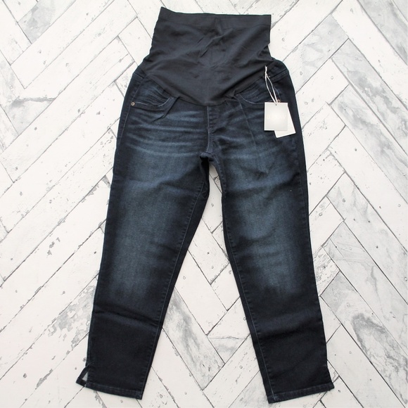 Maternity a:glow Full Belly Panel Capri Jeans - Picture 3 of 5